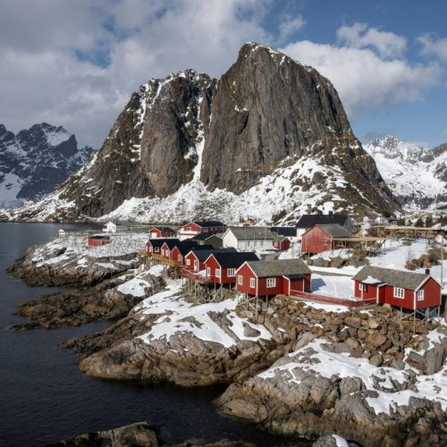 oleg-demakov-1iw3NymfOfo-unsplash